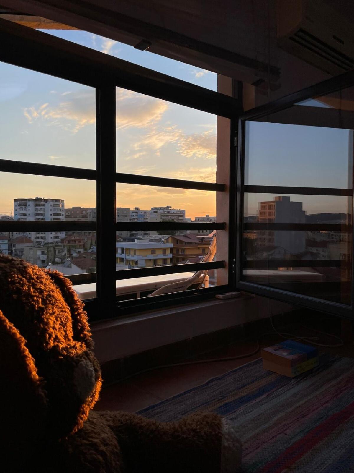 Apartment Cozy Big With Balcony